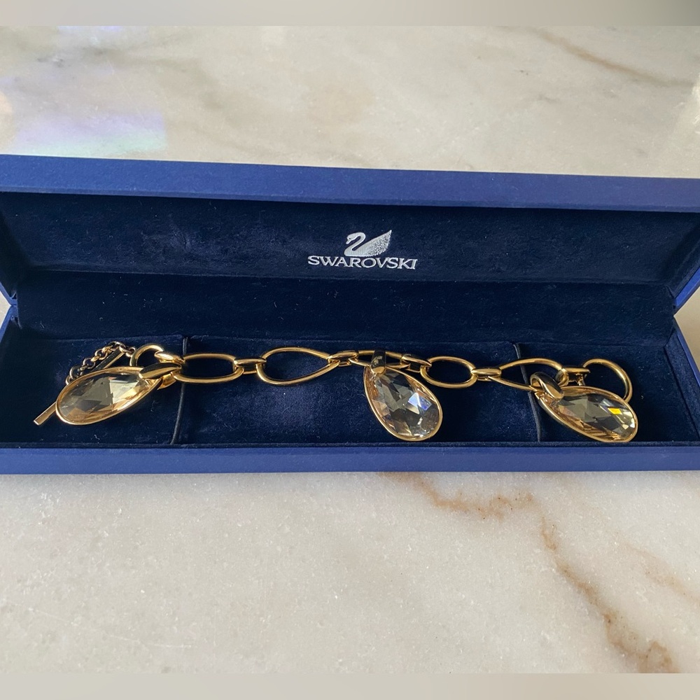 Swarovski Gold Chain Bracelet with Crystal Drops